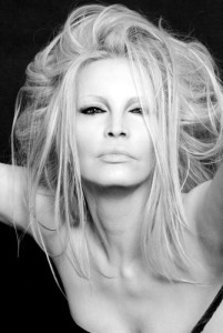 Patty Pravo compie 65 anni e festeggia con Meravigliosamente Patty