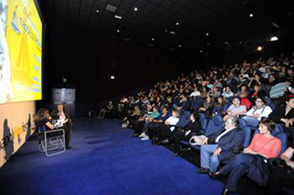 Cine-Napoli con premi e chicche