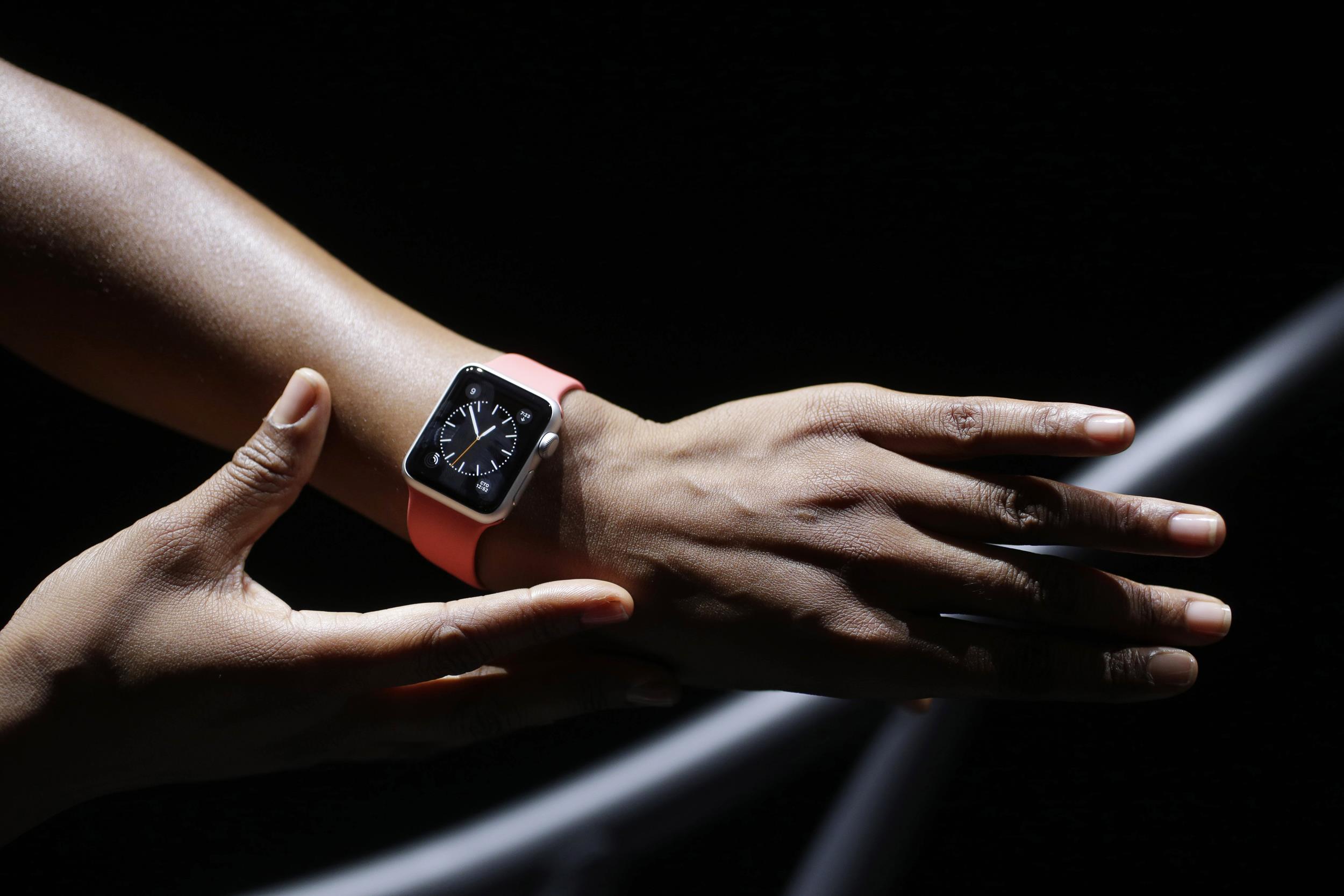 Apple Watch, un milione di preordini in un giorno
