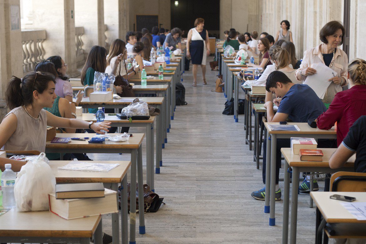 Uno studente su tre in Europa crede che studiare sia inutile