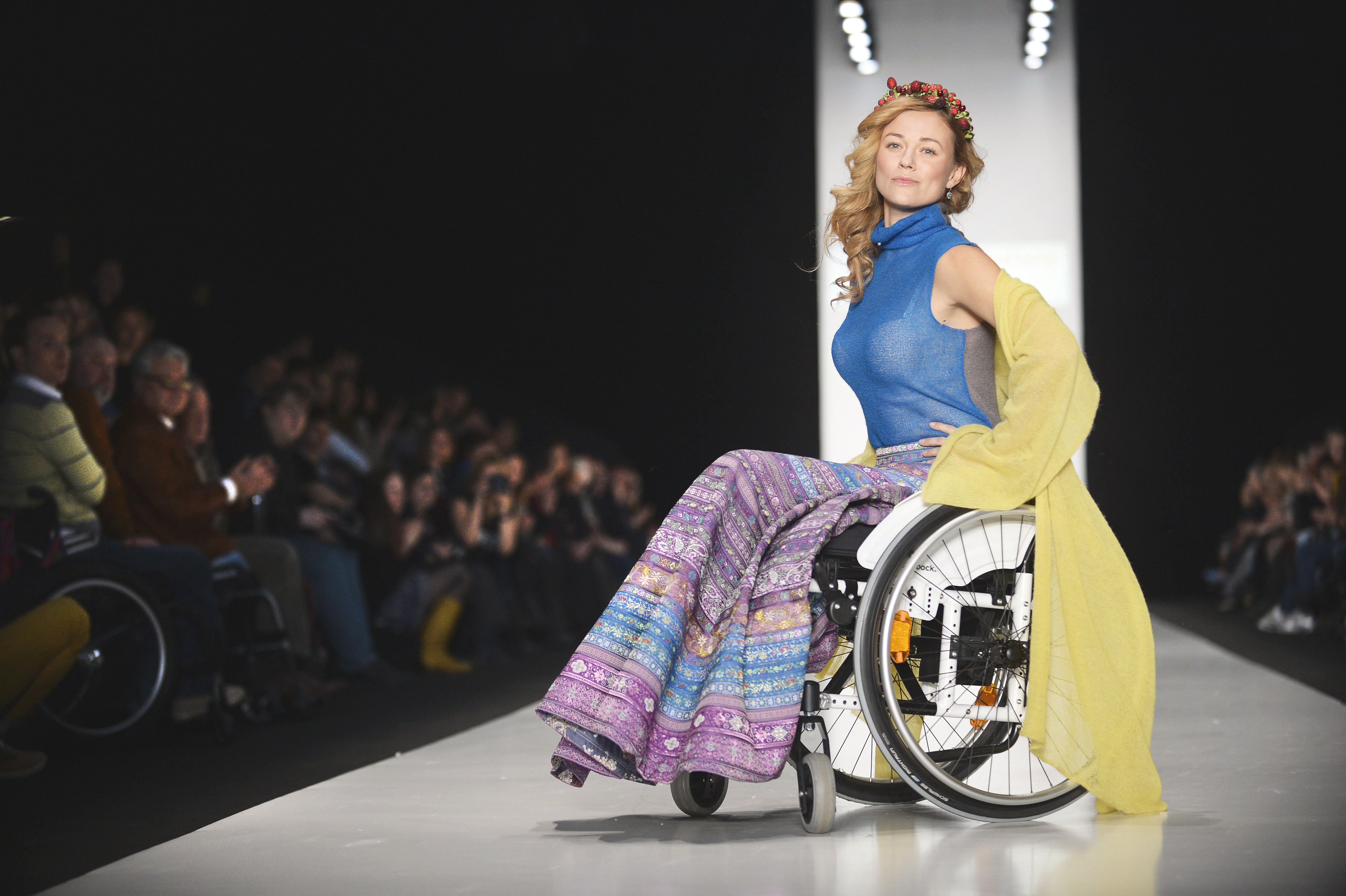 FASHION-RUSSIA-DISABLED
