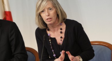 ++ Scuola: Giannini, ok proroga per 24mila addetti pulizie ++