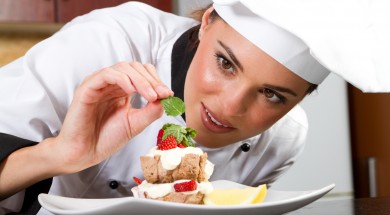chef decorating dessert