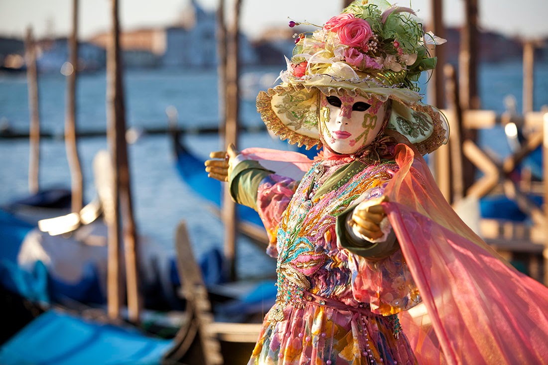 Carnevale Venezia, “I bagnanti di Senigallia” è la Maschera più Bella del 2016