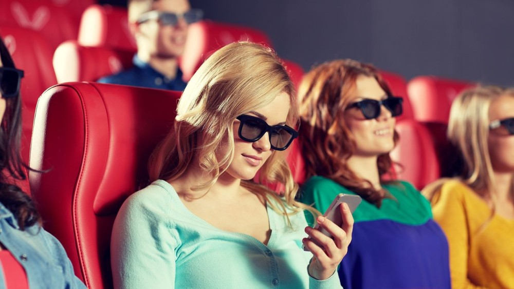 Stati Uniti, cinema a misura di millennials. Film e Wifi gratuito