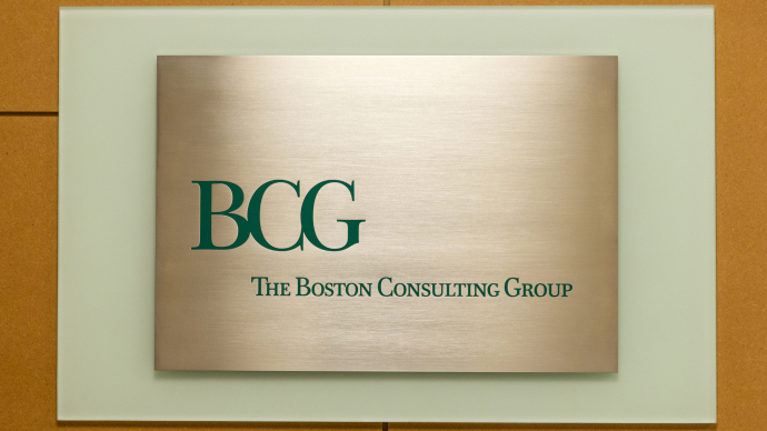 Due aquilane tra i 100 talenti scelti da The Boston Consulting Group‏