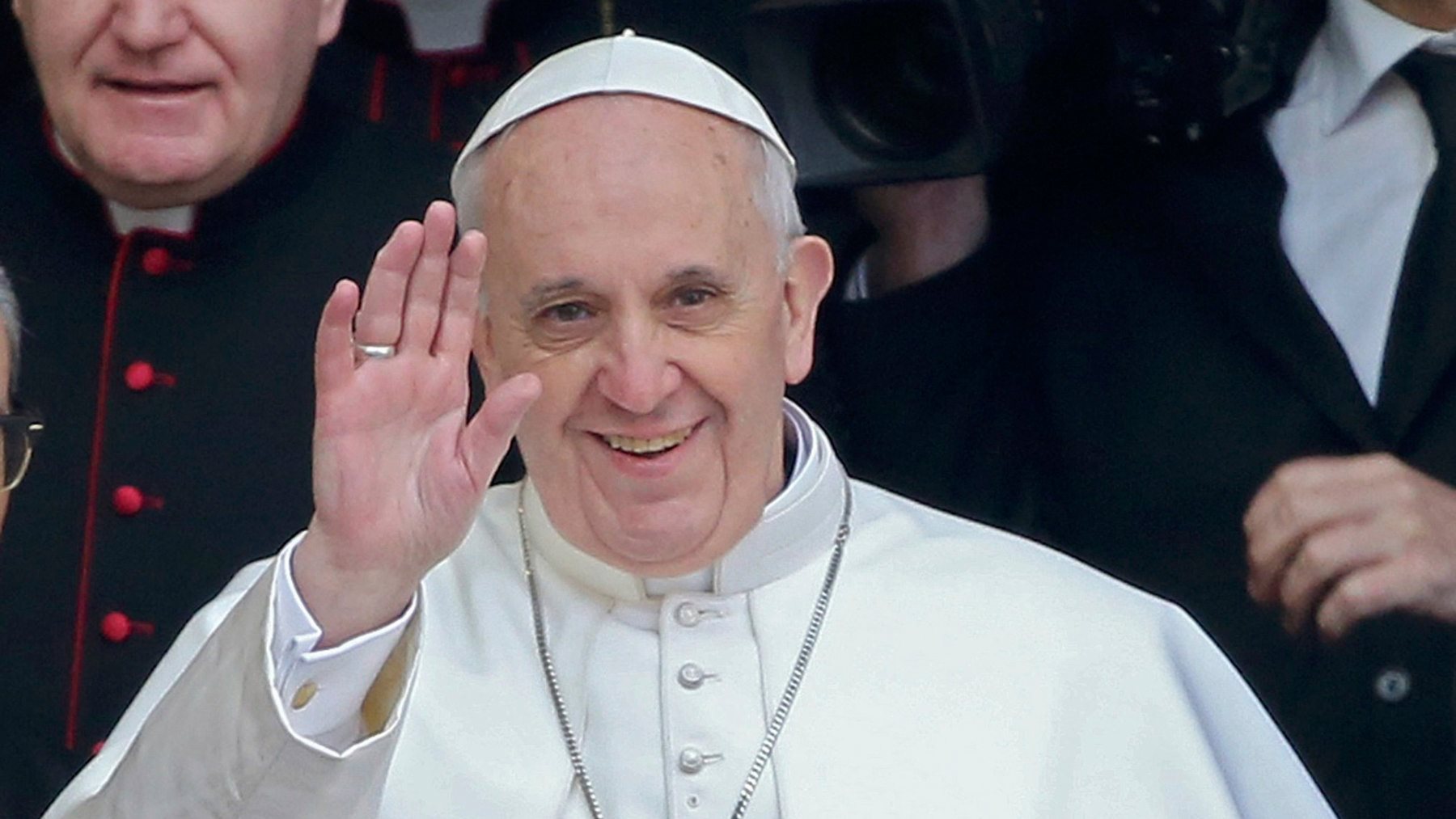 Il papa: “Dare un lavoro dignitoso ai giovani è un dovere morale”