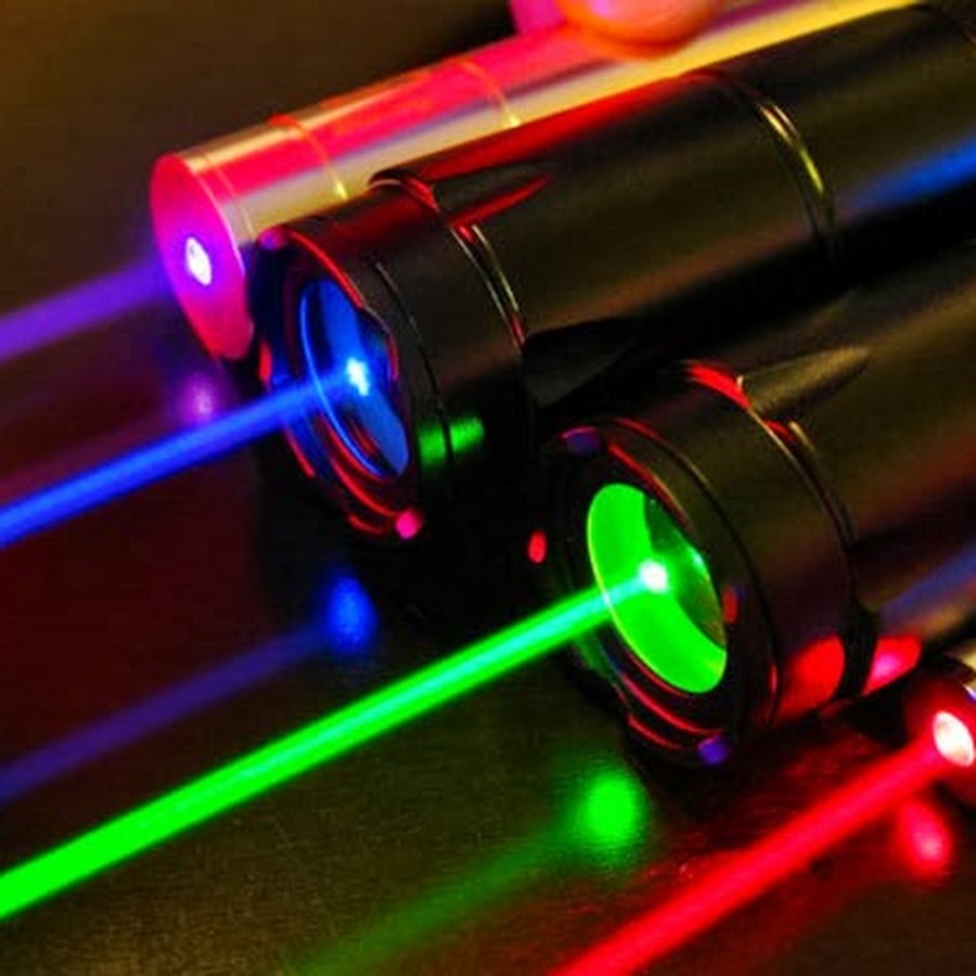 La Polizia di Stato avvisa: pericolo puntatori laser