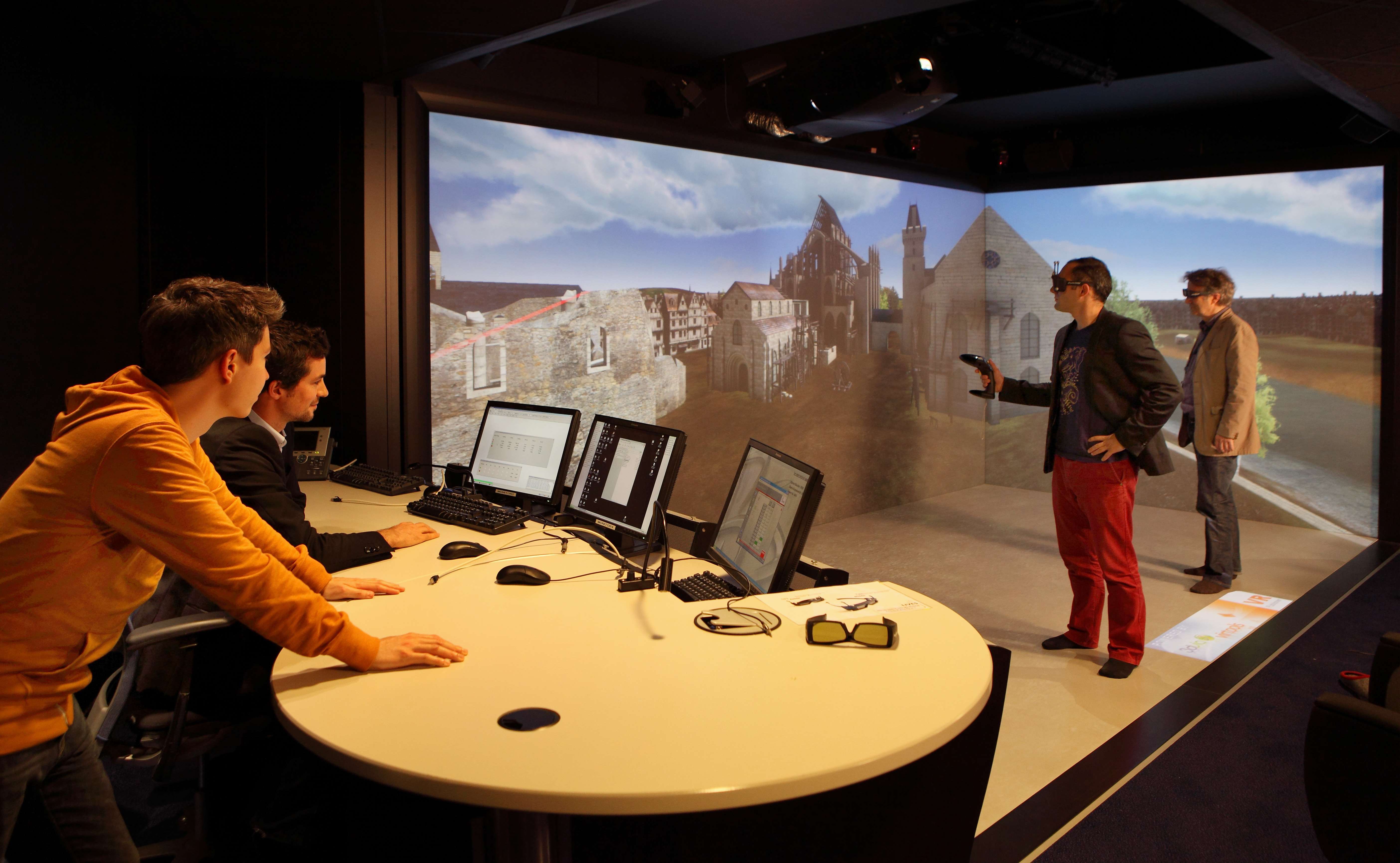 La realtà virtuale potrebbe aiutare le persone paranoiche a superare le loro paure