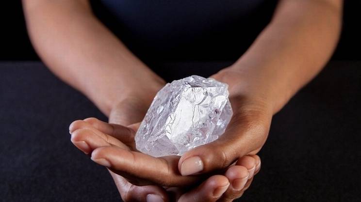 Il diamante invenduto: tutti lo vogliono, nessuno lo compra