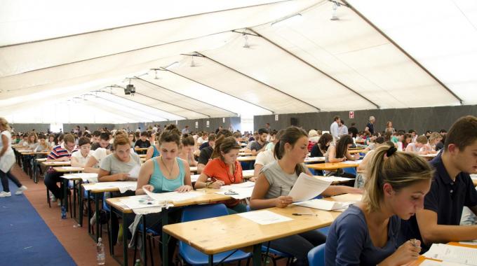 Università. Il 6 settembre al via i test di Medicina